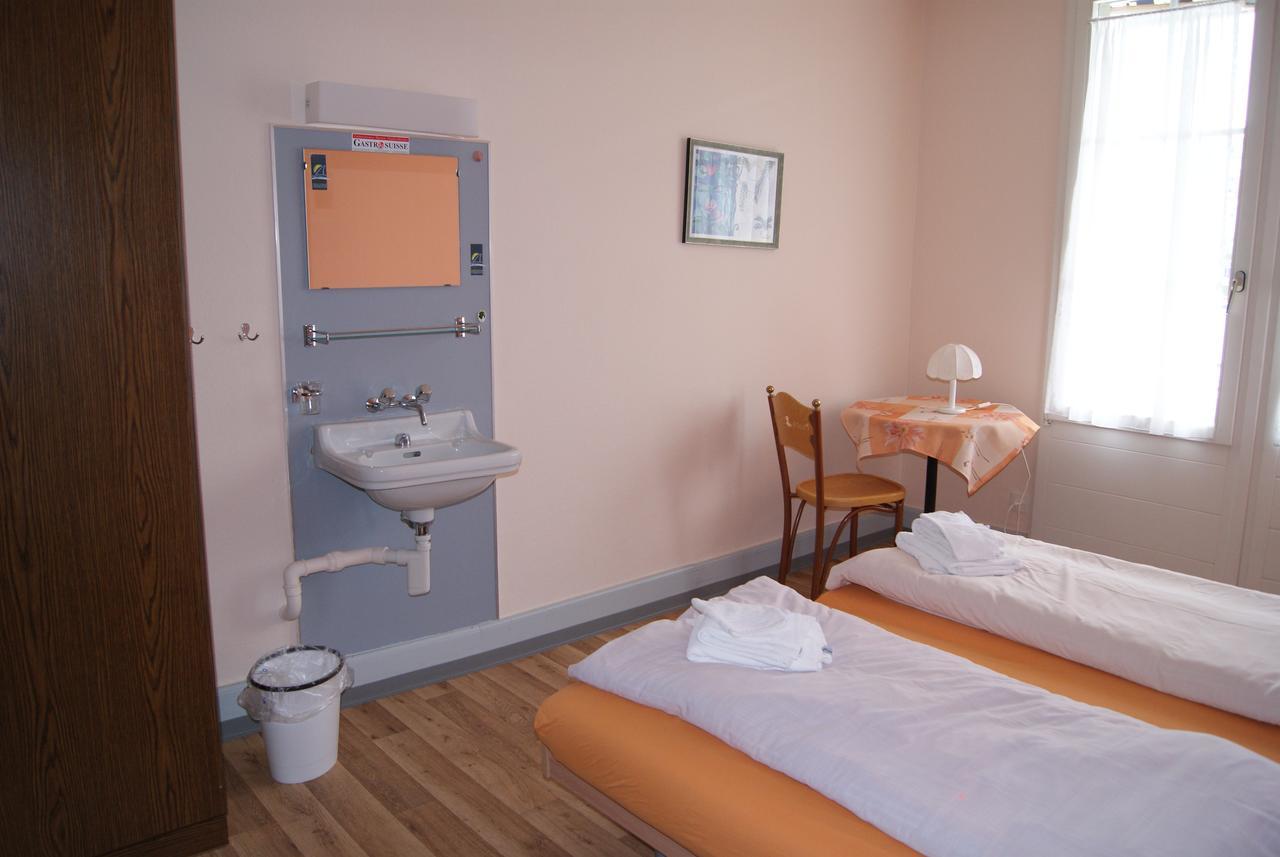 Hotel Schlosspintli Spiez Luaran gambar